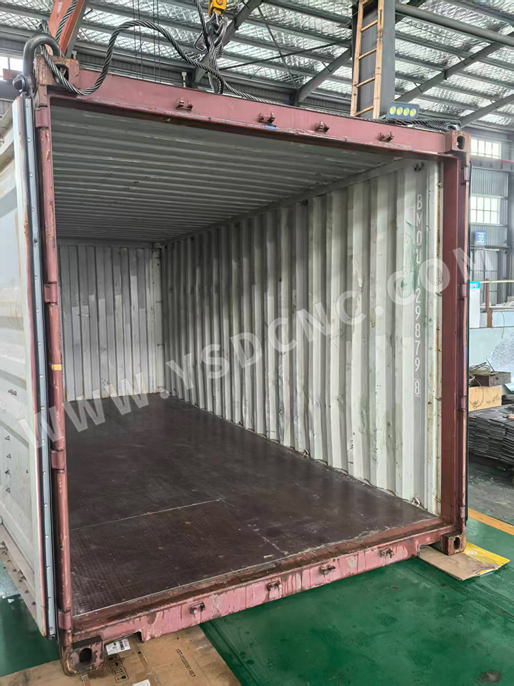 1 set Spiral duct machine & 3 set Hvac Duct Machine (1) 1 set Spiral duct machine & 3 set Hvac Duct Machine (1)