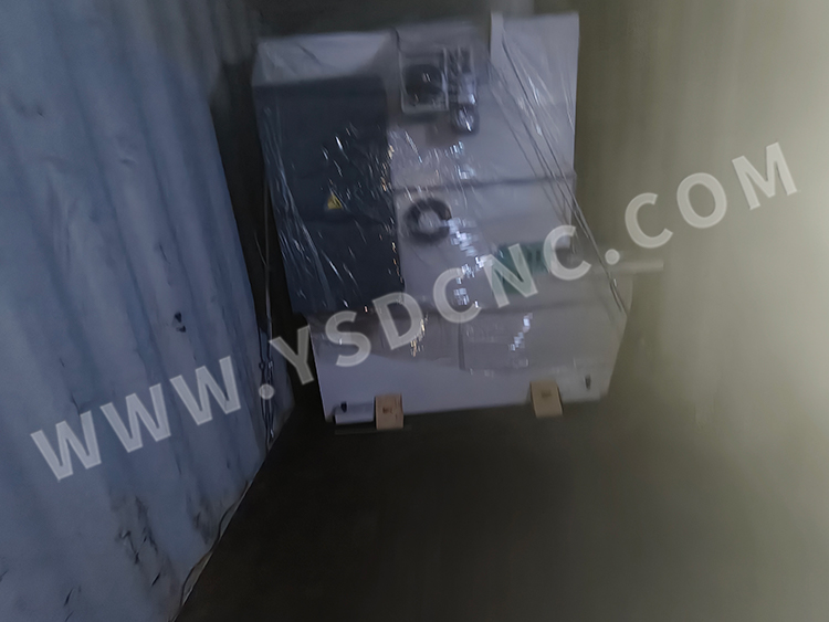 Press Brake & 2 set Hydraulic Shearing Machine & Fixed Notching Machine & Rolling Machine & Mold (12) Press Brake & 2 set Hydraulic Shearing Machine & Fixed Notching Machine & Rolling Machine & Mold (12)