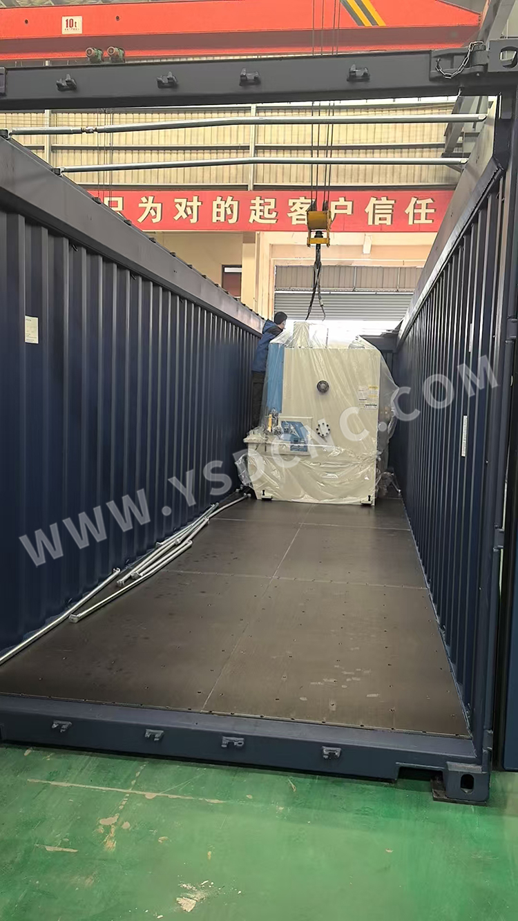 Bending Machine & Cutting Machine (2) Bending Machine & Cutting Machine (2)