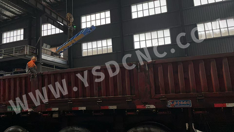 Oval-Shaped Duct Machine & Spot welding machine & Rotary machine (2) Oval-Shaped Duct Machine & Spot welding machine & Rotary machine (2)
