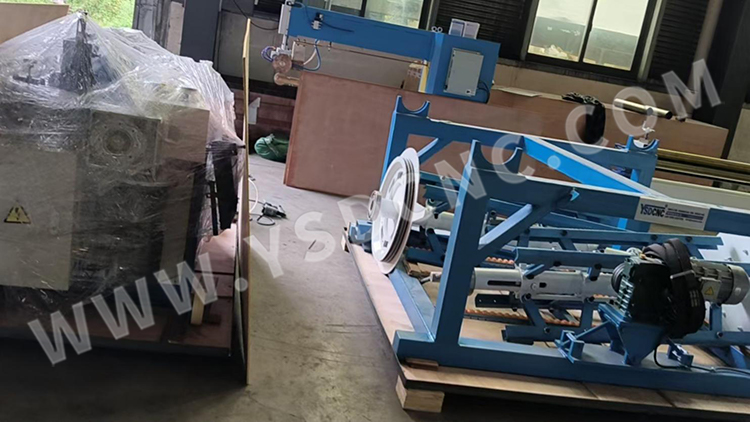 1 set Automatic Hydraulic Cutting Machine &1 set Electric Material Rack (2) 1 set Automatic Hydraulic Cutting Machine &1 set Electric Material Rack (2)
