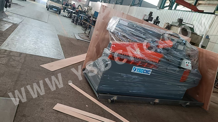 1 set Hydraulic shearing machine (crocodile type) (2) 1 set Hydraulic shearing machine (crocodile type) (2)