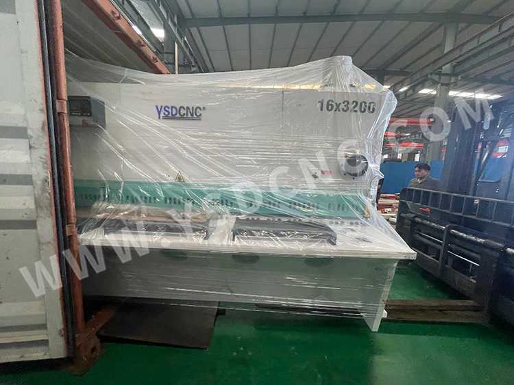 Press Brake & 2 set Hydraulic Shearing Machine & Fixed Notching Machine & Rolling Machine & Mold (11) Press Brake & 2 set Hydraulic Shearing Machine & Fixed Notching Machine & Rolling Machine & Mold (11)