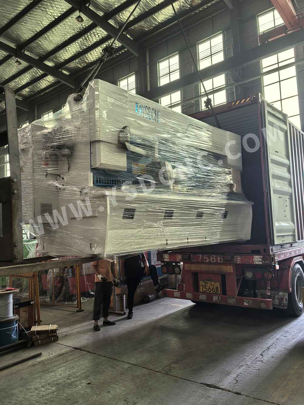 POTI, GEORGIA- 1 set Laser cutting machine&1 setLaser welding machine& one set Cutting machine&1 set Bending machine (3)
