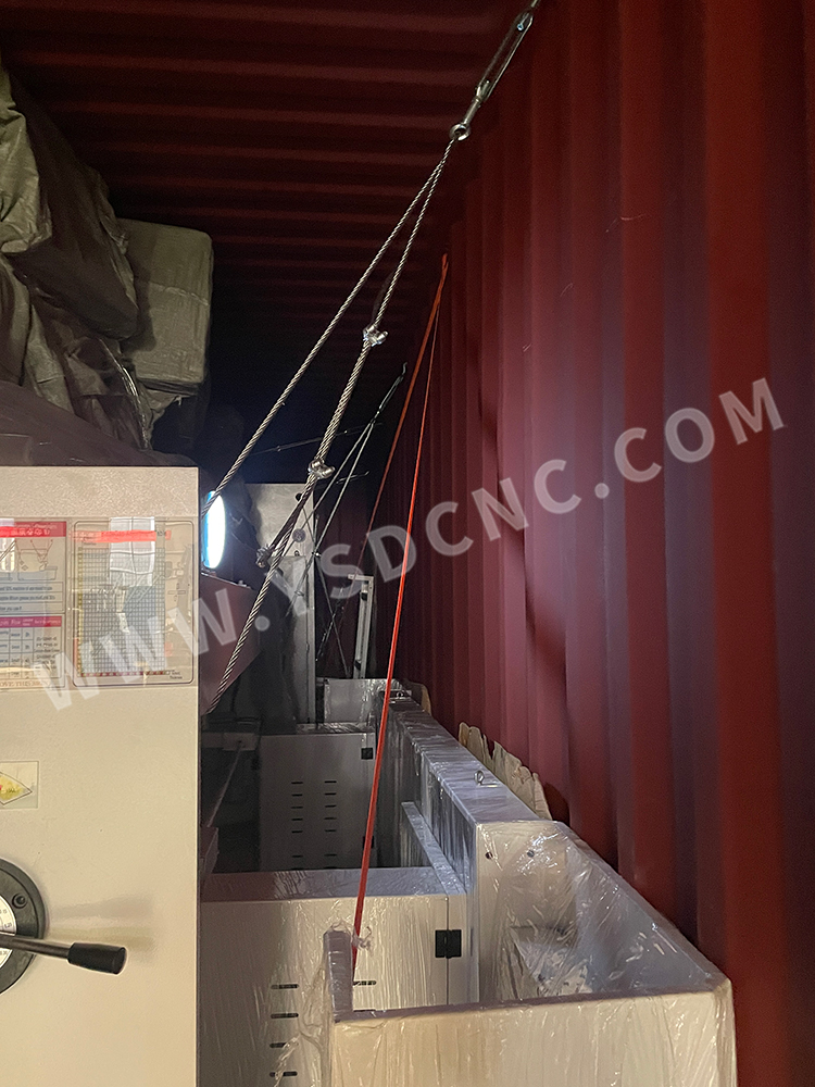Hydraulic shearing machine & Hydraulic Press Brake & Laser marking machine & Mold (21)