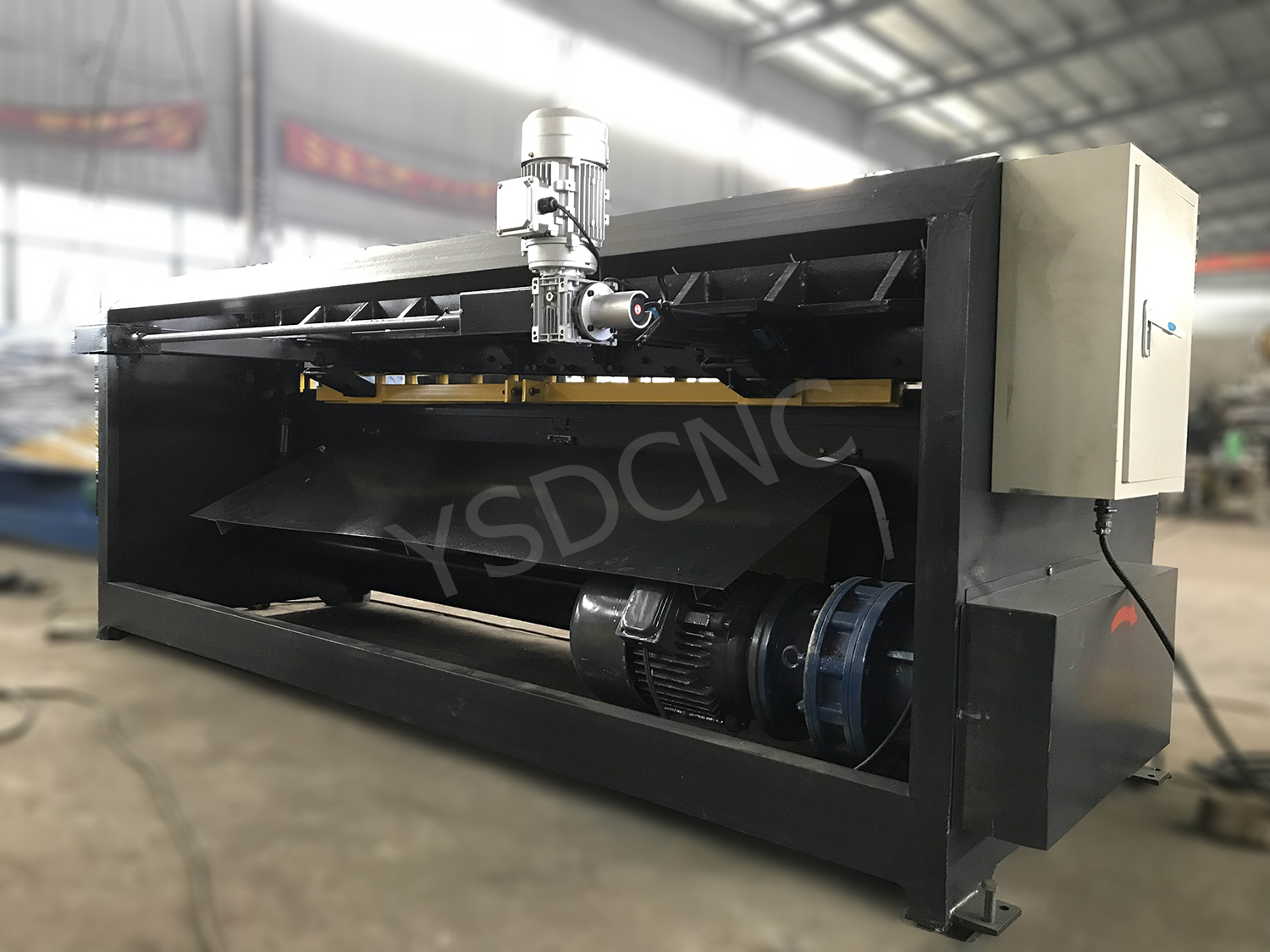Q11 3x2500 electric shearing cutting machine with MD11 system (3)