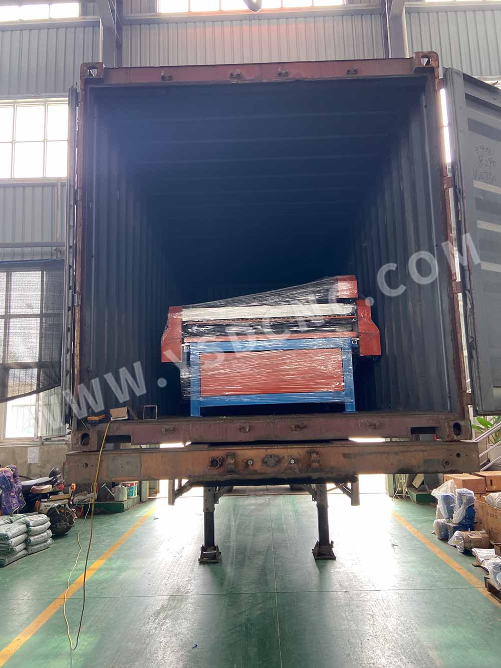 Hungary- 1 set HVAC duct machine&one set Plasma cutting machine&one set rolling machine (2)