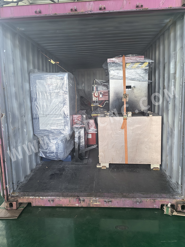 14 Hvac Duct Machines shipped to Pakistan (16)