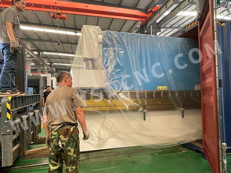 Hydraulic shearing machine & Hydraulic Press Brake & Laser marking machine & Mold (26)