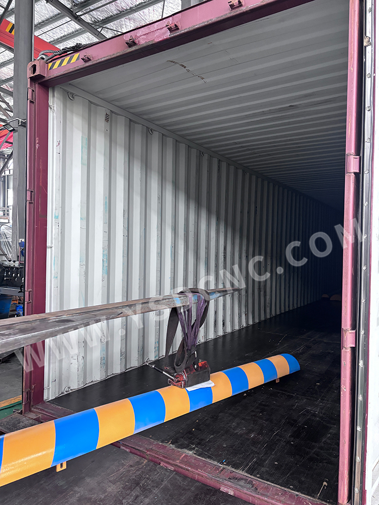 1 set Electric shearing machine & 10 set HVAC duct machine (11)