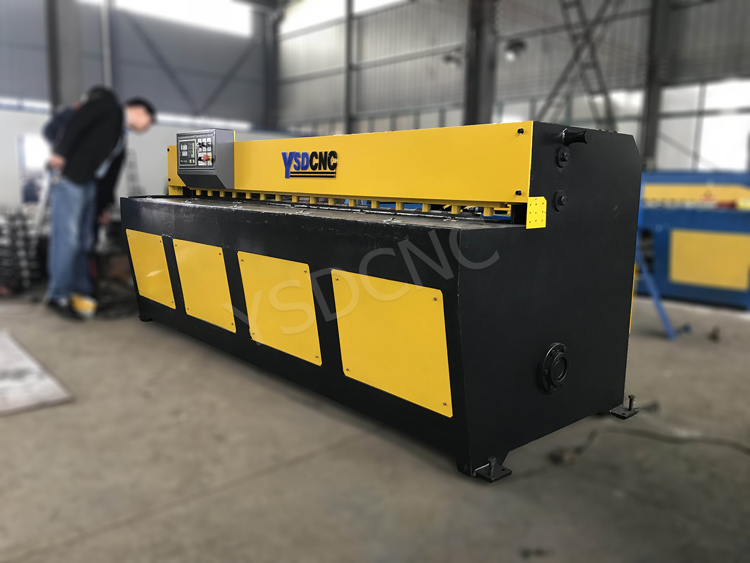 Q11 3x2500 electric shearing cutting machine with MD11 system (5)