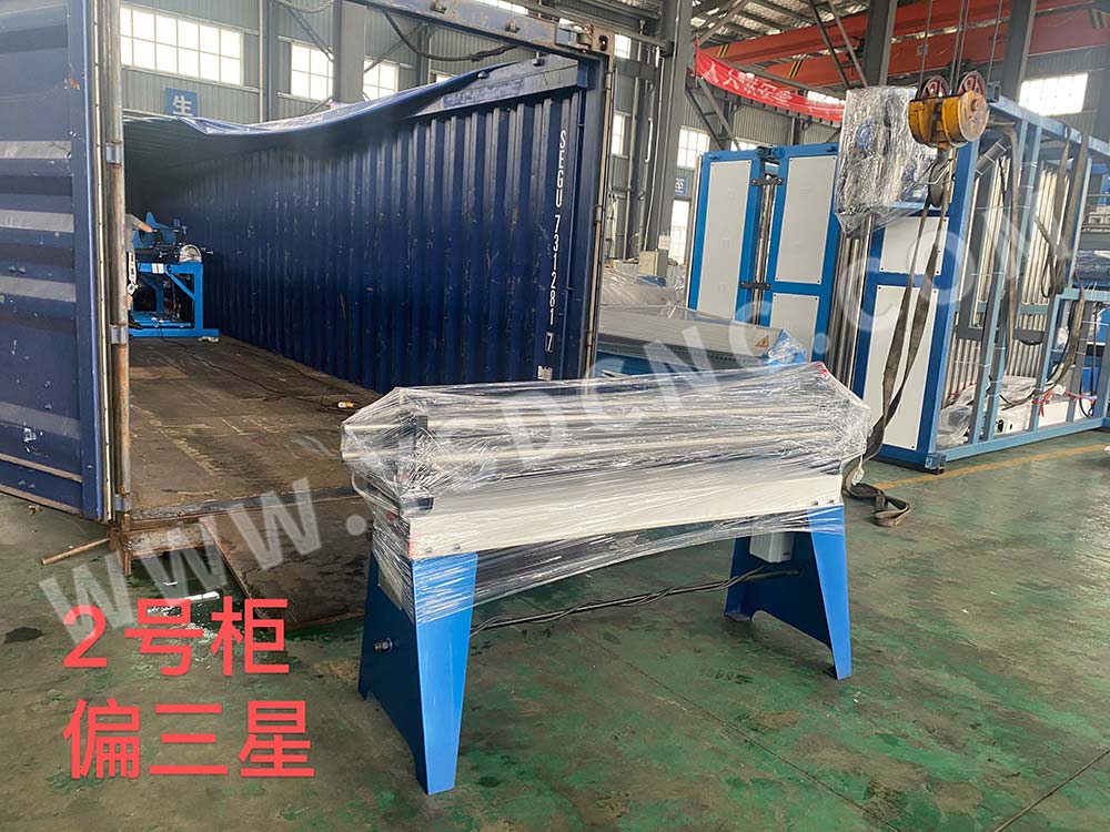 South Korea- 6 set HVAC duct machine&one set Electric rolling machine& one set folding machine (11)