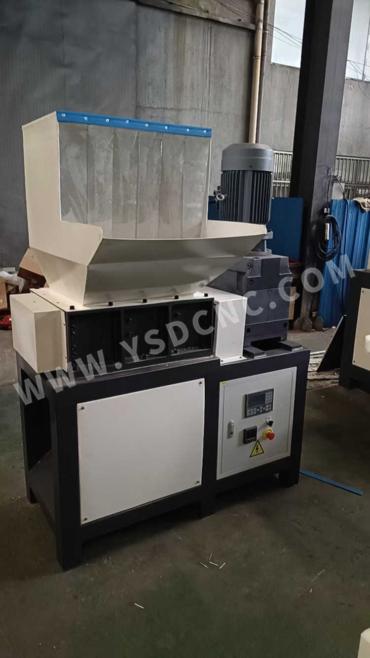 Shredder machine