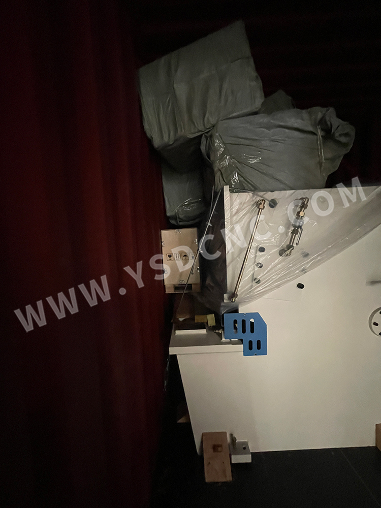 Hydraulic shearing machine & Hydraulic Press Brake & Laser marking machine & Mold (23)